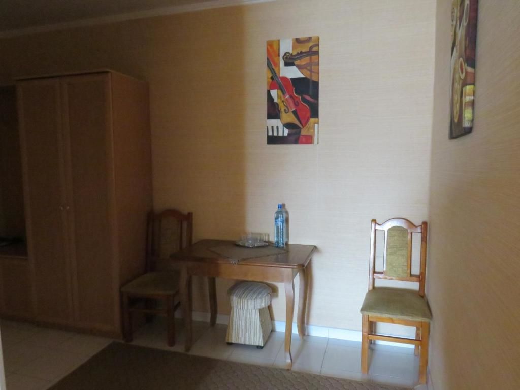 Отель Monte-Kristo Hotel Каменец-Подольский