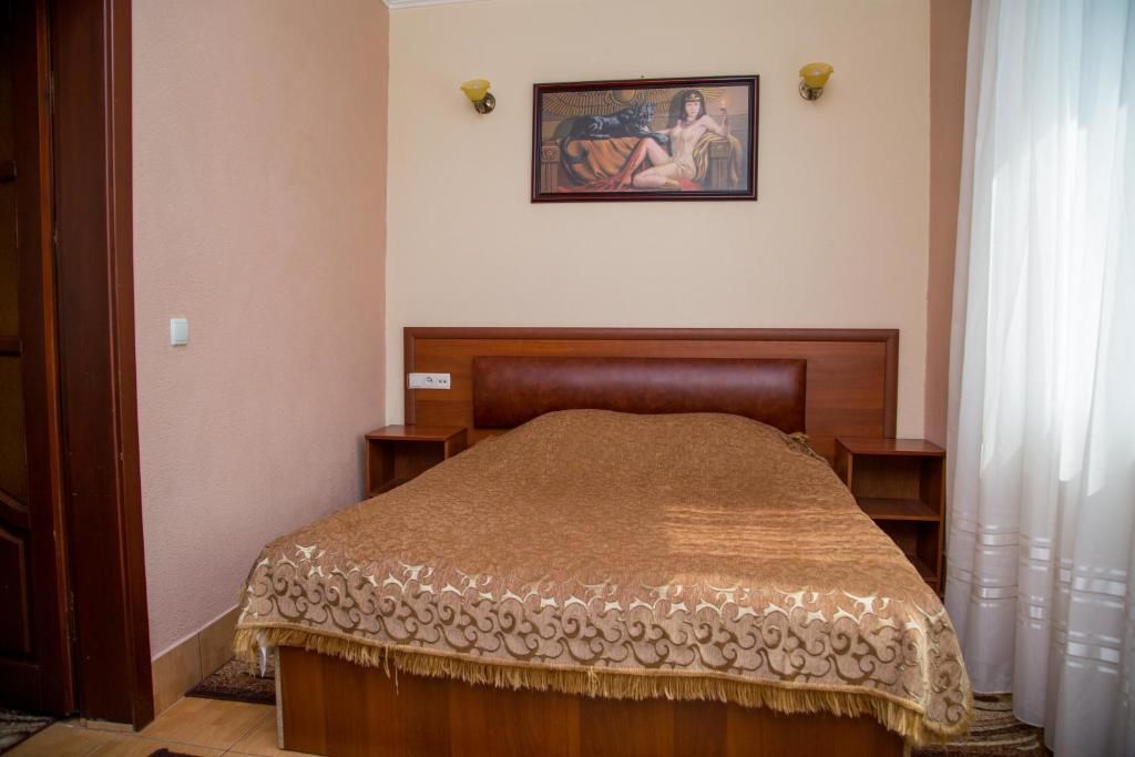 Отель Monte-Kristo Hotel Каменец-Подольский