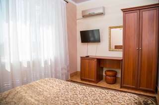 Отель Monte-Kristo Hotel Каменец-Подольский Люкс-2